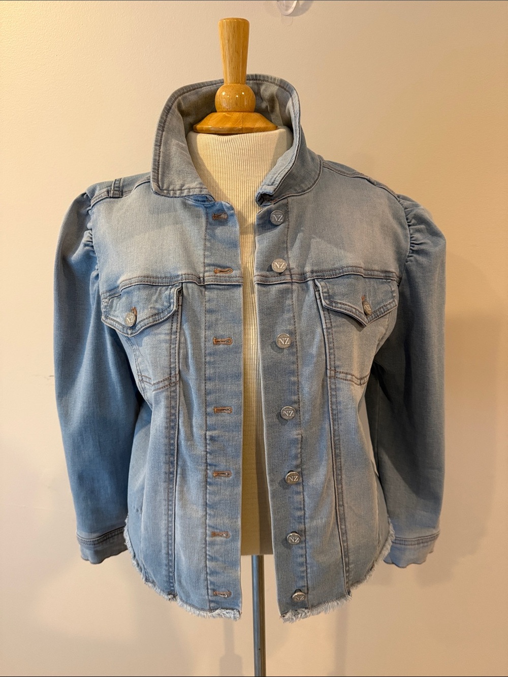 NIC+ZOE Light Wash Denim Jacket with Puff Shoulders